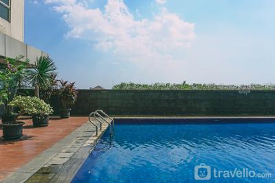 Apartemen Belmont Residence Puri - Cozy Living Studio Apartment at Belmont Residence Puri By Travelio