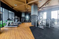 Apartemen Collins Boulevard - Studio Unfurnished at Collins Boulevard Apartment By Travelio