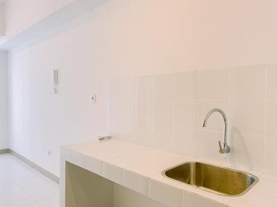 Apartemen Tokyo Riverside PIK 2 - Restful Studio Unfurnished with AC at Tokyo Riverside PIK 2 Apartment By Travelio