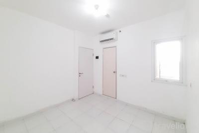 Apartemen Aeropolis Residence - Unfurnished Studio with AC Apartment at Upper Ground Floor Aeropolis Residence By Travelio