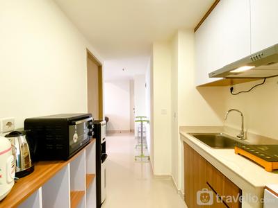 Apartemen Meikarta - Spacious and Comfy 2BR with Extra Room at Meikarta Apartment By Travelio