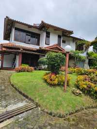 Spacious Retreat 5BR Villa Gunung Puri Indah Puncak