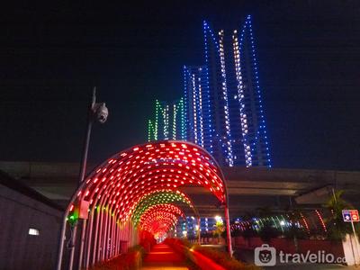 Apartemen Grand Kamala Lagoon - Well Furnished 1BR Grand Kamala Lagoon Apartment By Travelio