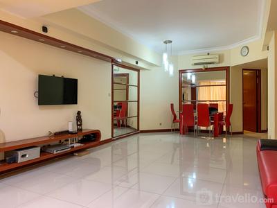 Apartemen Kondominium Taman Anggrek - Comfortable 2BR Kondominium Taman Anggrek Apartment By Travelio
