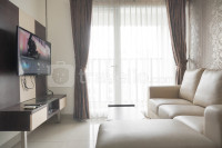 Cozy and Modern Look 1BR Paramount Skyline Apartment By Travelio