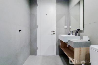 Apartemen Paddington Heights - Furnished 2BR with Extra Bedroom and Balcony at Paddington Heights Apartment By Travelio