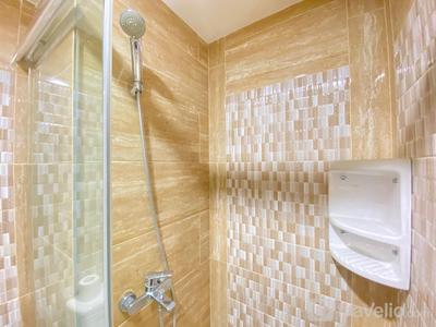 Apartemen Parahyangan Residence - Luxurious 2BR Apartment at Parahyangan Residence By Travelio