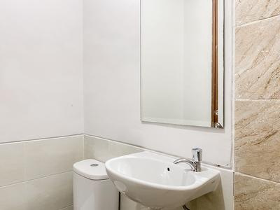 Apartemen Transpark Juanda Bekasi Timur - Best Unfurnished Studio at Transpark Juanda Bekasi Timur Apartment with AC By Travelio