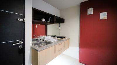 Apartemen The Square Surabaya - Best Deal and Cozy Stay Studio at The Square Surabaya Apartment By Travelio