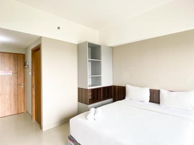 Apartemen LRT City Jatibening - Comfy and Homey Studio at Gateway Park LRT City Bekasi Apartment By Travelio