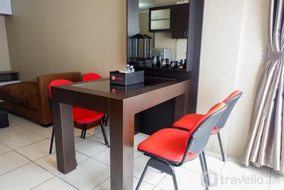 Apartemen Sudirman Park - Comfy 2BR Apartment at Sudirman Park By Travelio