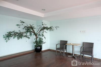 Apartemen Belmont Residence Puri - Vibrant 1BR Apartment at Belmont Residence Puri By Travelio