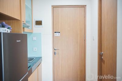 Apartemen B Residence - Cozy and Lovely Studio Apartment at B Residence By Travelio