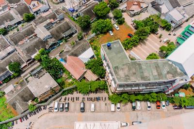 Apartemen Urbantown Serpong - Unfurnished Studio with AC at 27th Floor Urbantown Serpong Apartment By Travelio