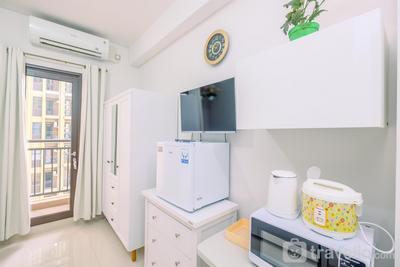 Apartemen Transpark Cibubur - Minimalist and Cozy Studio (No Kitchen) Transpark Cibubur Apartment By Travelio