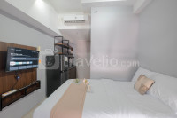 Comfy and Well Studio at Tokyo Riverside PIK 2 Apartment By Travelio