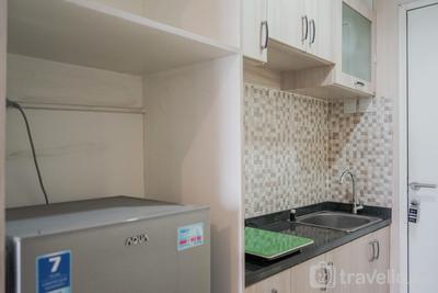 Apartemen Skylounge Tamansari - Minimalist and Stylish Studio Skylounge Tamansari Apartment By Travelio