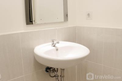 Apartemen Meikarta - Minimalist and Cozy 3BR at Meikarta Apartment By Travelio