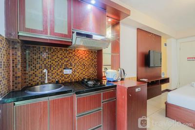 Apartemen Green Palace Kalibata - Minimalist Studio Green Palace Kalibata Apartment near Public Transportation By Travelio