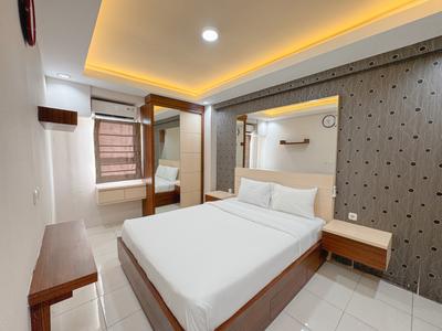 Apartemen Puncak Kertajaya - Spacious and Cozy Living 2BR Combined Unit at Puncak Kertajaya Apartment By Travelio