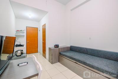 Apartemen Dave - Comfortable and Minimalist Studio at Dave Apartment By Travelio
