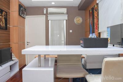 Cozy Stay 2BR at Pakubuwono Terrace Apartment By Travelio