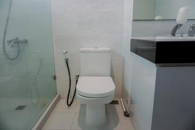 Apartemen Green Bay Condominium - Stunning and Spacious 2BR Green Bay Condominium Apartment By Travelio