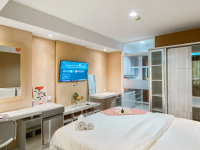 Good and Homey Studio Apartment  at Springhill Terrace Residence By Travelio