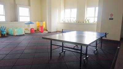 Apartemen The Boulevard - Good Deal and Comfortable 1BR The Boulevard Apartment By Travelio