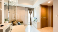 Apartemen Taman Anggrek Residence - Modern Minimalist 2BR Apartment at Taman Anggrek Residence By Travelio