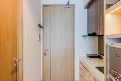 Apartemen Tree Park City Cikokol - Elegant Studio Apartment at Tree Park City Cikokol By Travelio