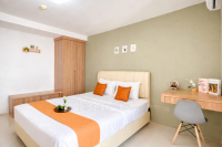 Comfy and Spacious Studio Apartment at Bassura City By Travelio