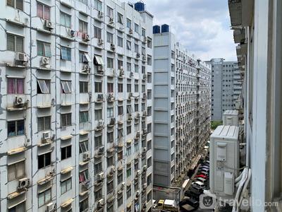 Apartemen City Park - Comfort Designed 2BR at City Park Apartment By Travelio