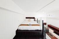 Classic Comfy Studio Loft at Apartment Bintaro Icon By Travelio