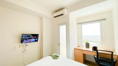 Apartemen B Residence - Studio Furnished with Comfortable Design Apartment at B Residence By Travelio