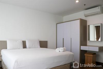 Apartemen Gallery West Residence - Cozy High Floor 1BR Apartment at Gallery West Residence By Travelio
