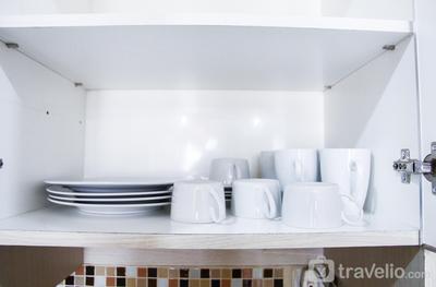 Apartemen Mutiara Bekasi - Pool View 2BR Mutiara Bekasi Apartment By Travelio