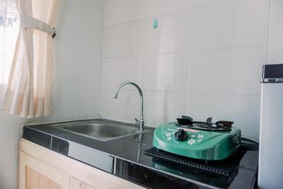 Apartemen Green Lake View - Cozy Living and Homey Studio Green Lake View Apartment By Travelio