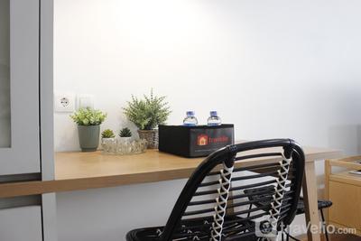 Apartemen Beverly Dago - Comfy and Artsy Studio at Beverly Dago Apartment By Travelio