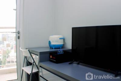 Apartemen Springlake Summarecon Bekasi - Good Deal and Comfy Studio Apartment Springlake Summarecon Bekasi By Travelio