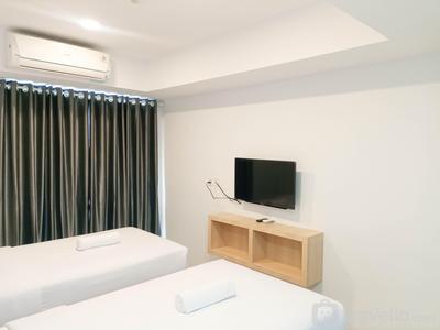 Comfy and Nice Studio at 27th Floor De Prima Apartment By Travelio