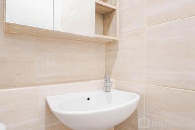 Apartemen Springwood Residence Tangerang - Cozy Studio Apartment with Super Single Bed at Springwood Residence By Travelio
