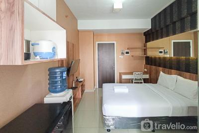 Apartemen Student Castle Yogyakarta - Classic Studio at Student Castle Yogyakarta Apartment By Travelio