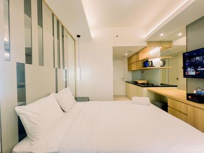 Comfortable Living Studio at CitraLand Vittorio Apartment By Travelio