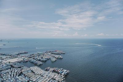 Apartemen Green Bay Condominium - Stunning and Spacious 2BR Green Bay Condominium Apartment By Travelio