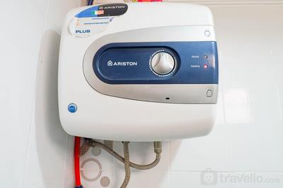 Apartemen Gunawangsa Manyar - Best Deal and Cozy 2BR Apartment at Gunawangsa Manyar By Travelio