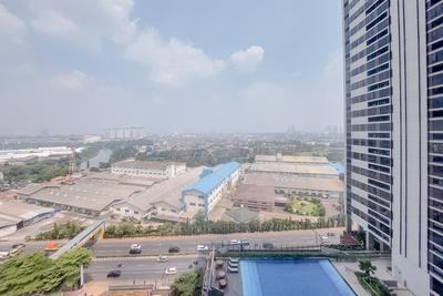 Apartemen Collins Boulevard - Simply Studio Unfurnished with AC at Collins Boulevard Apartment By Travelio