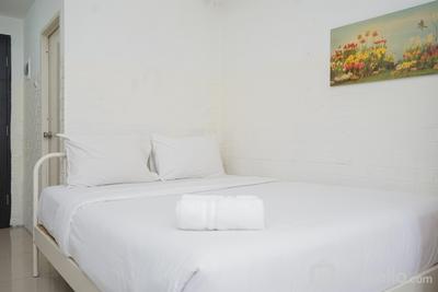 Apartemen Baileys - Comfort and Cozy Stay Studio Room at Baileys Apartment By Travelio