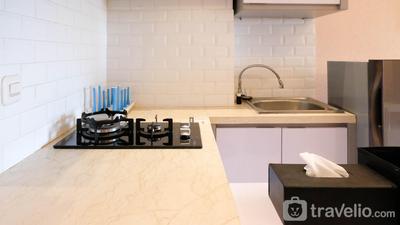 Apartemen Gunawangsa Tidar - Comfy and Homey 2BR at Gunawangsa Tidar Apartment By Travelio