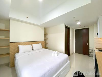 Apartemen Pollux Chadstone - Cozy and Minimalist Studio at Pollux Chadstone Apartment By Travelio